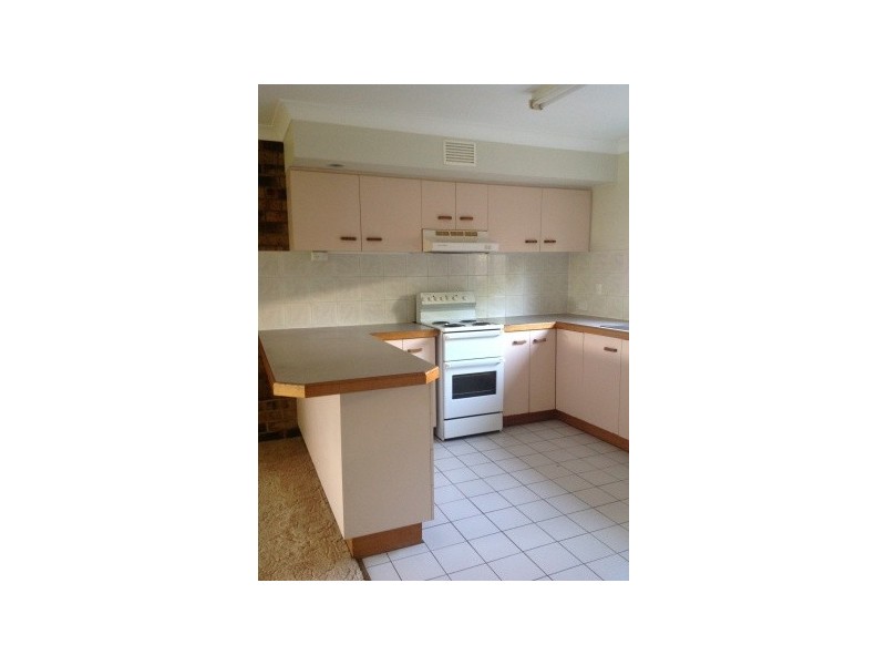 4/4 Roderick Street, Ipswich QLD 4305