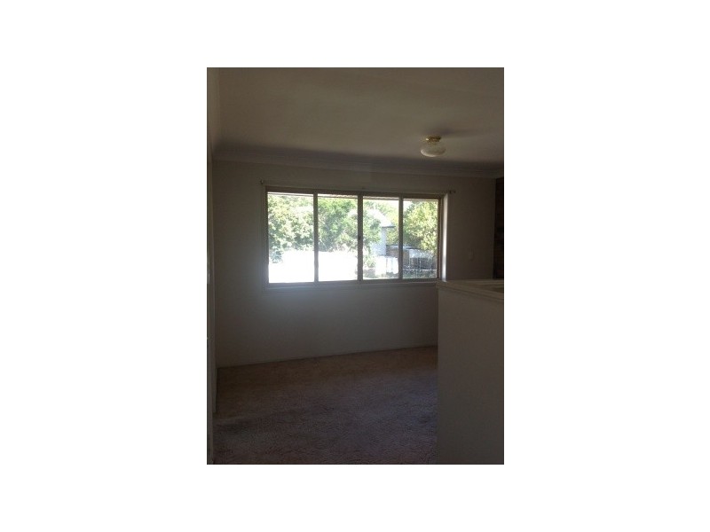 4/4 Roderick Street, Ipswich QLD 4305