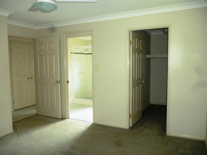 12 Dindina Street, Flinders View QLD 4305