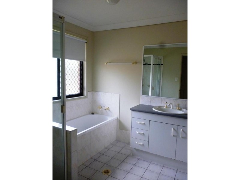 12 Dindina Street, Flinders View QLD 4305