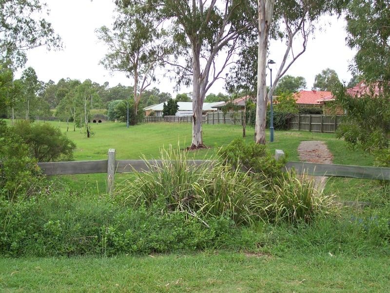 12 Dindina Street, Flinders View QLD 4305