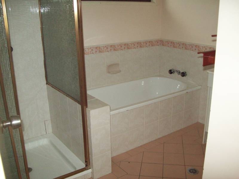 12 Diane Court, North Booval QLD 4304