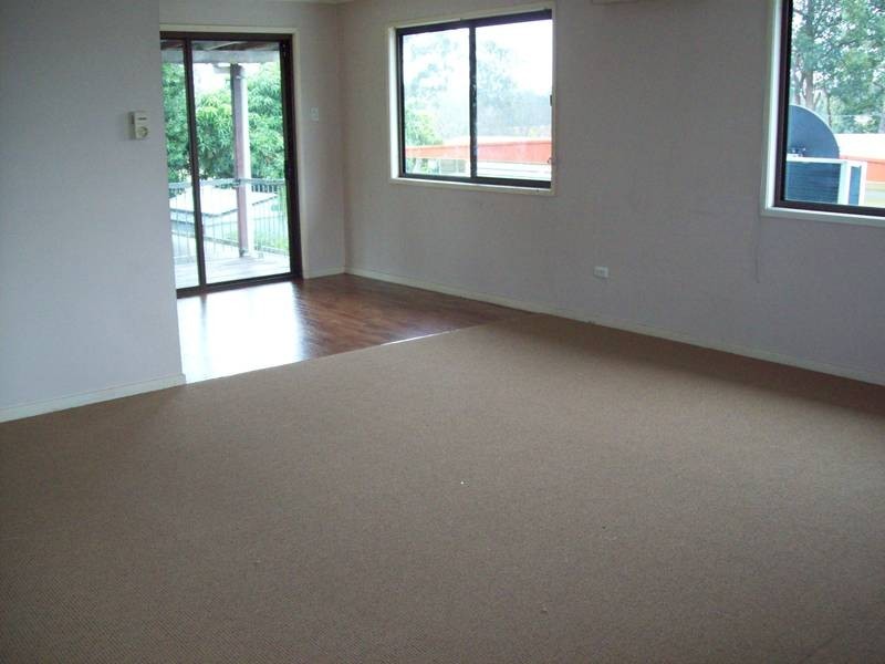 12 Diane Court, North Booval QLD 4304