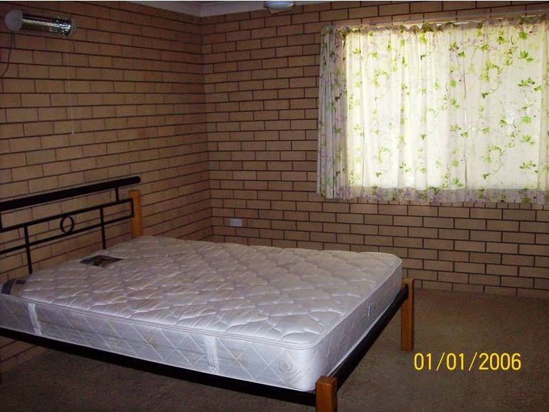 4/5 Mortimer Street, Ipswich QLD 4305