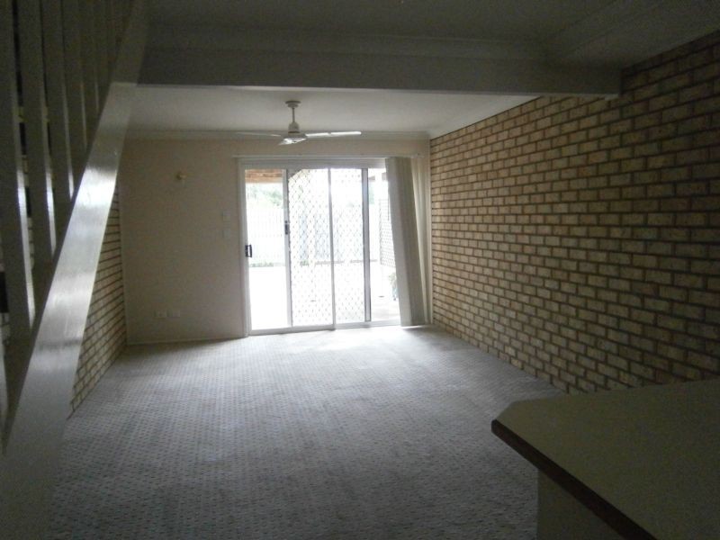 5/16 Lindsay Street, Bundamba QLD 4304