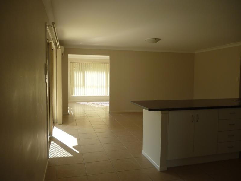 12 Tulipwood Close, Brassall QLD 4305