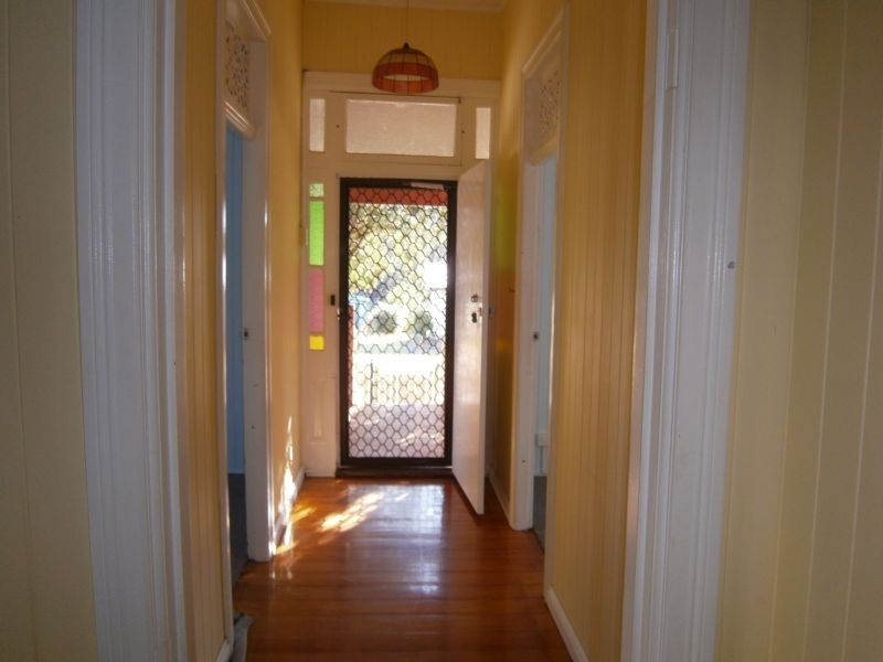 63 Dudleigh Street, North Booval QLD 4304