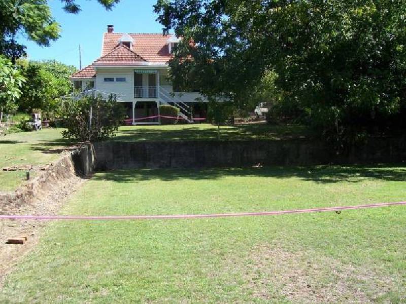 Newtown QLD 4305