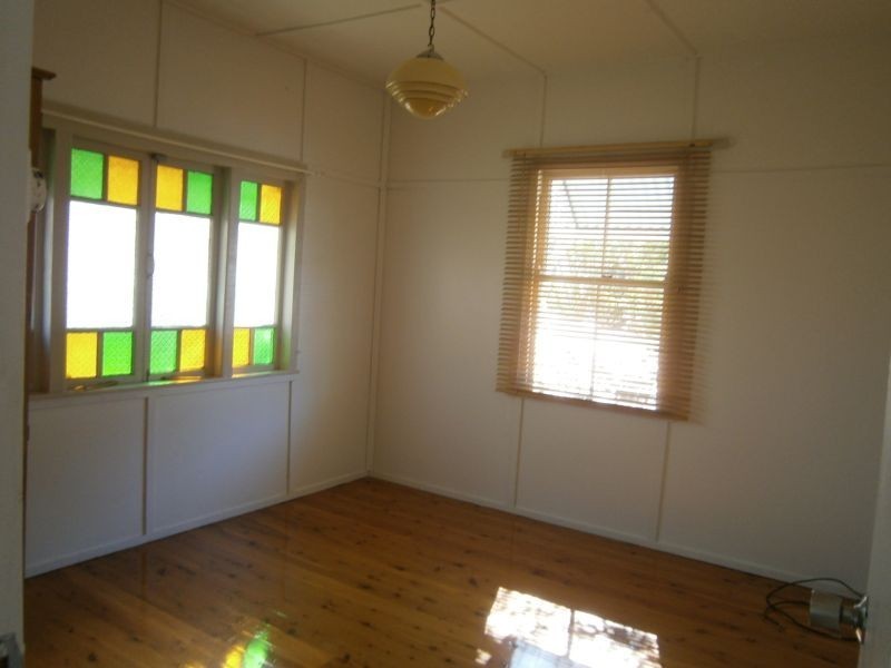 10 Whittaker Street, North Ipswich QLD 4305