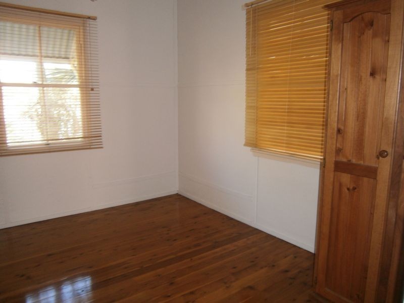 10 Whittaker Street, North Ipswich QLD 4305