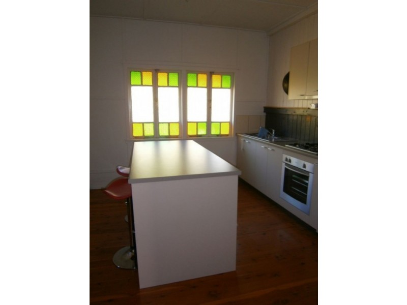 10 Whittaker Street, North Ipswich QLD 4305