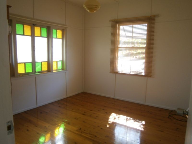 10 Whittaker Street, North Ipswich QLD 4305