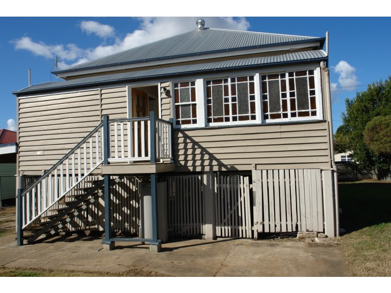 45 Cole Street, Silkstone QLD 4304