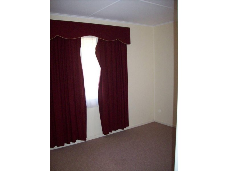 10 Campbell Street, Woodend QLD 4305