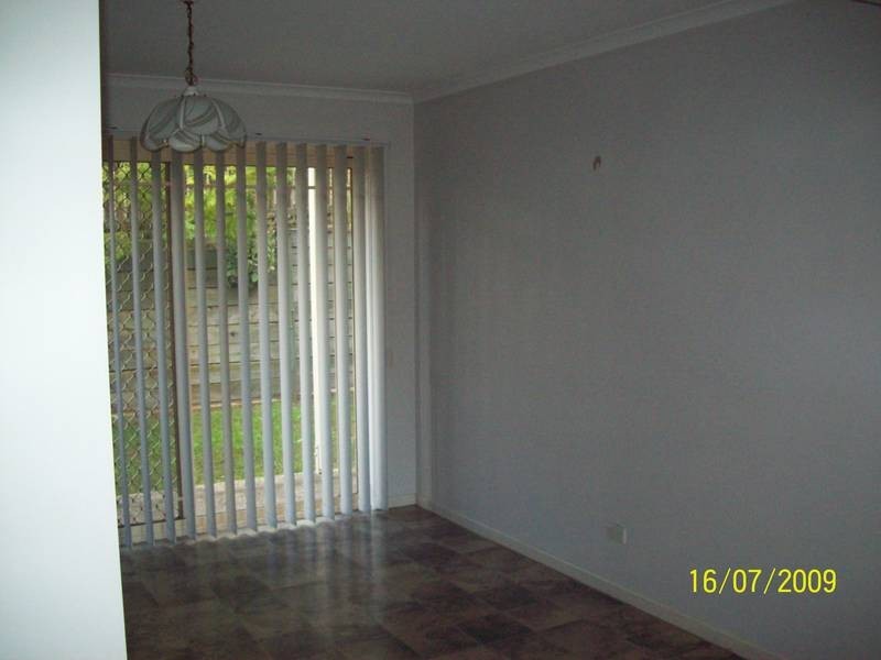 4/17 Gibbs Street, Churchill QLD 4305