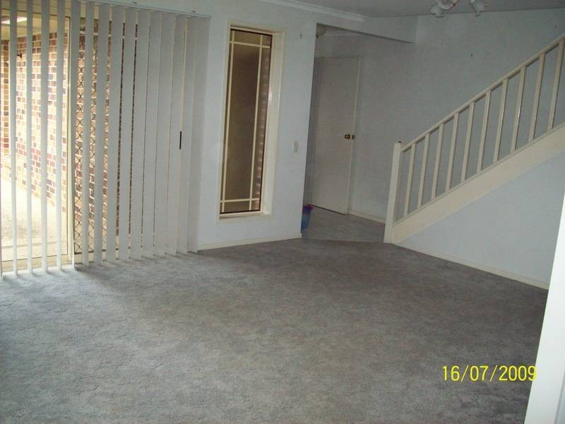 4/17 Gibbs Street, Churchill QLD 4305