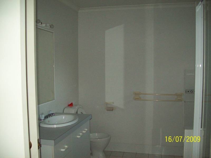 4/17 Gibbs Street, Churchill QLD 4305