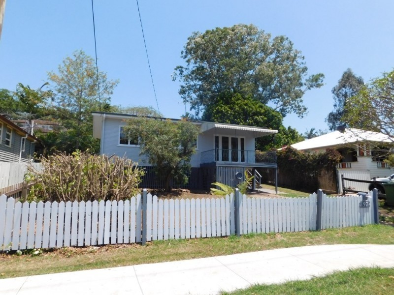 97 Whitehill Road, Eastern Heights QLD 4305