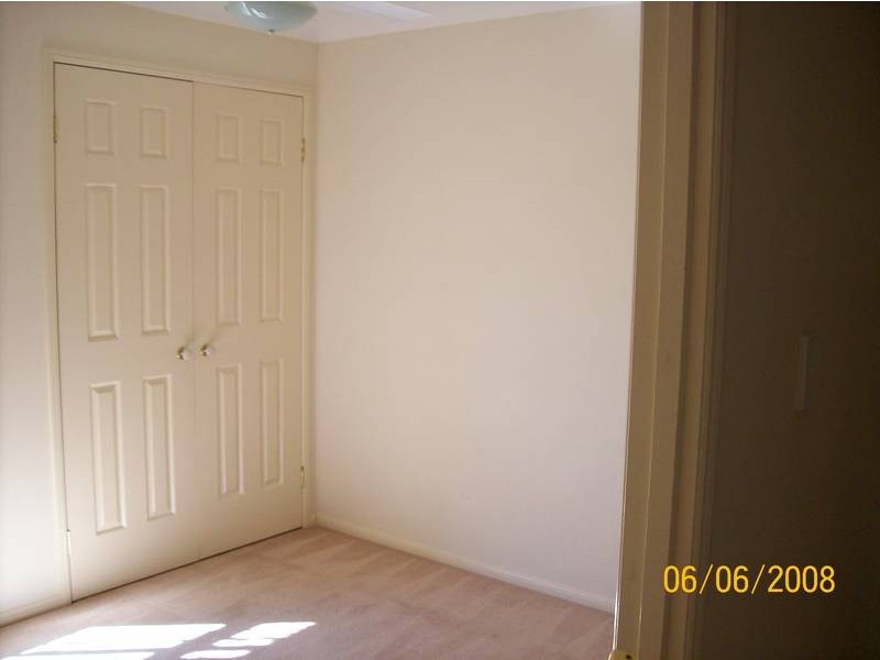 18 Kentia Circuit, Flinders View QLD 4305