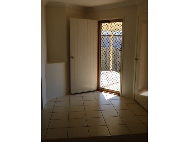 61 Banksia Drive, Raceview QLD 4305