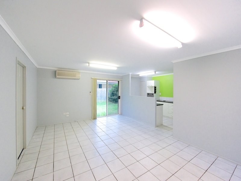 5 Des Arts Place, Wulkuraka QLD 4305