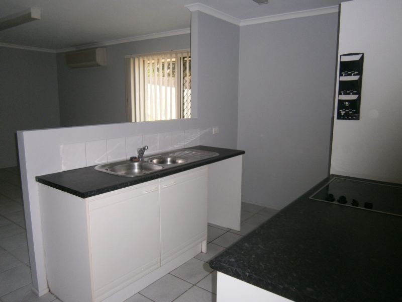 5 Des Arts Place, Wulkuraka QLD 4305