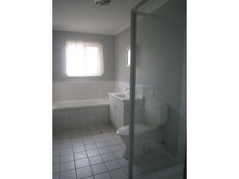 5 Des Arts Place, Wulkuraka QLD 4305
