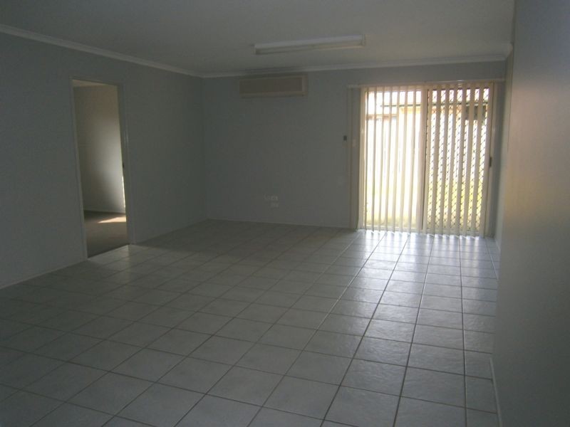 5 Des Arts Place, Wulkuraka QLD 4305
