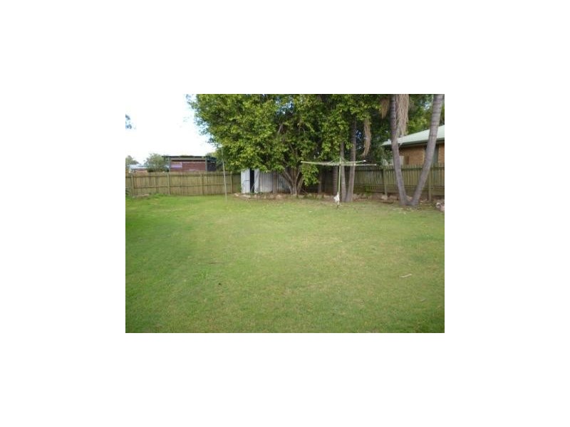 5 Leahy Street, Brassall QLD 4305