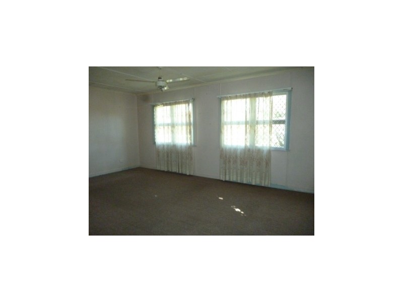 40 Hunter Street, Brassall QLD 4305