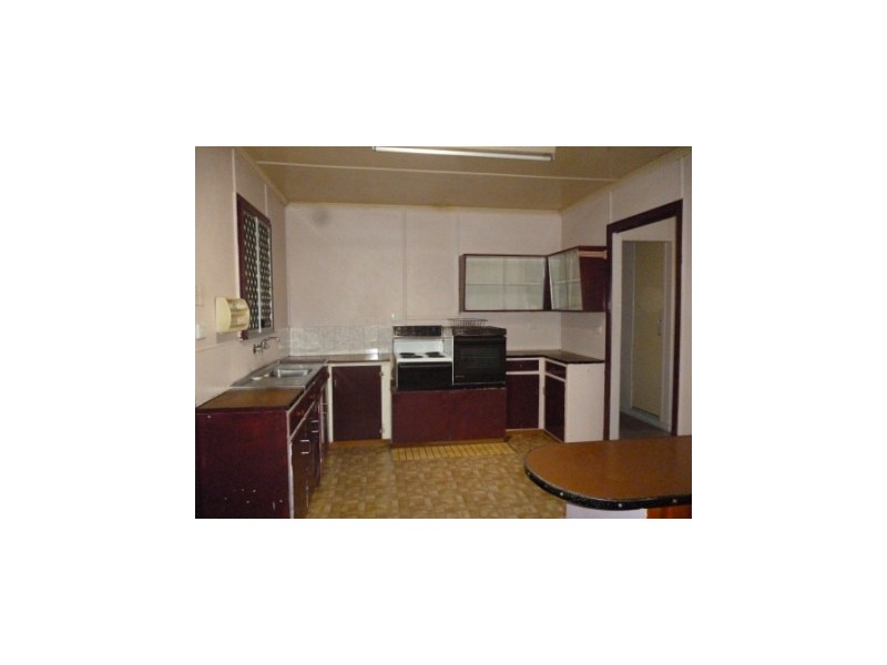 40 Hunter Street, Brassall QLD 4305