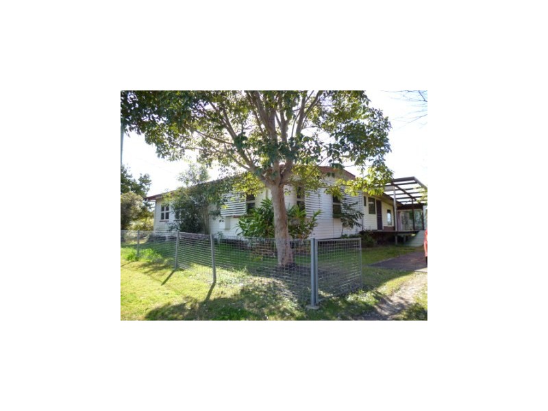 40 Hunter Street, Brassall QLD 4305