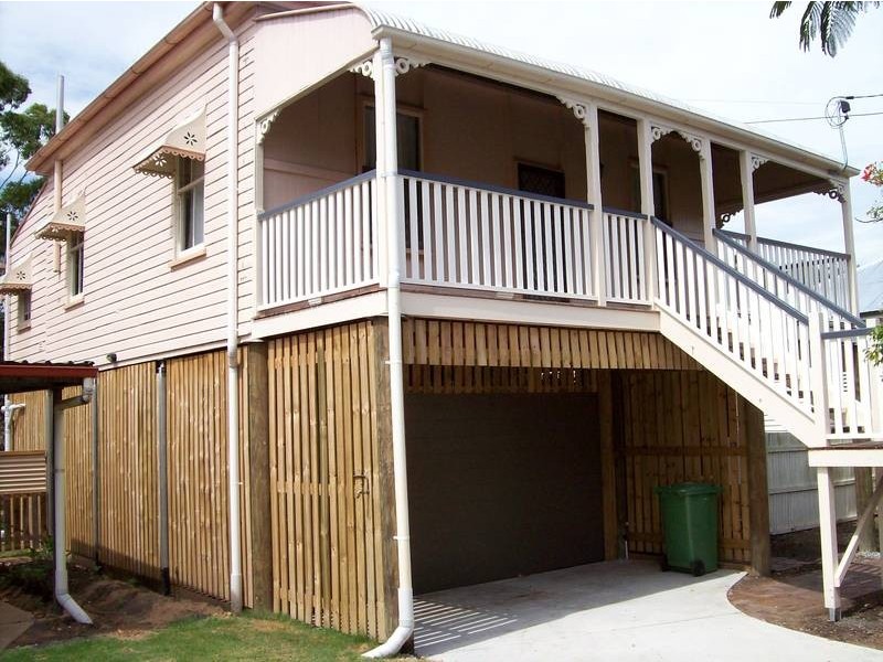 6 Bostock Street, Newtown QLD 4305