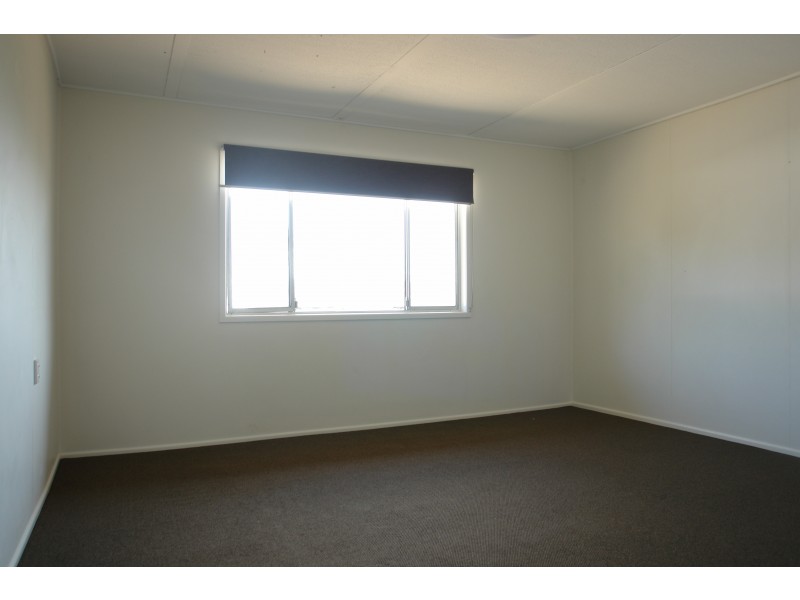 2/7 Tower Street, Eastern Heights QLD 4305