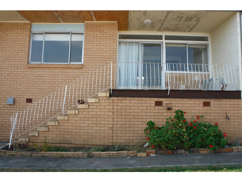 2/7 Tower Street, Eastern Heights QLD 4305