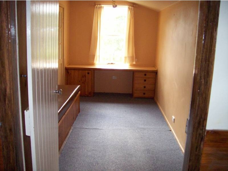 92 Gladstone Road, Coalfalls QLD 4305