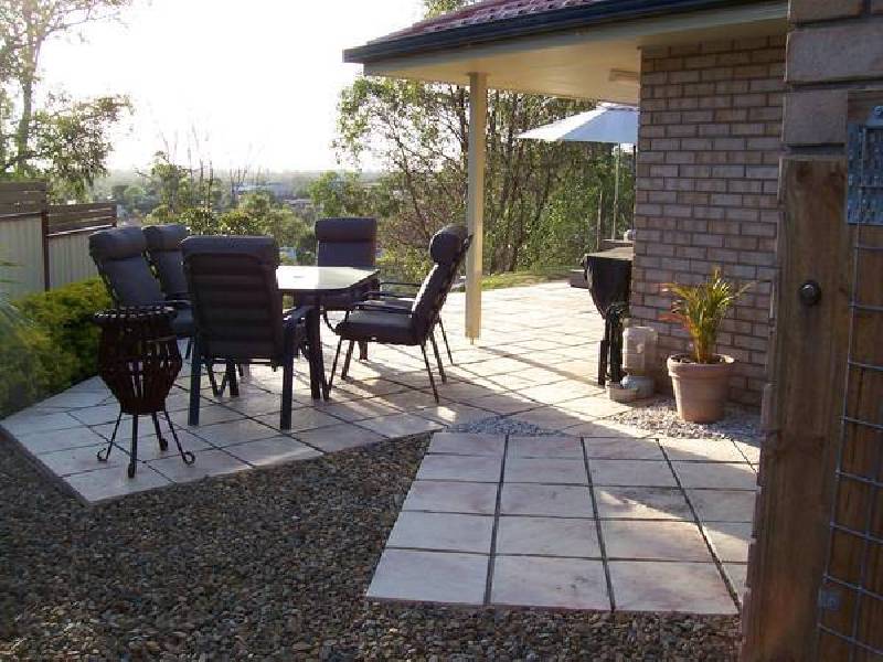 11 CALDER COURT, Brassall QLD 4305