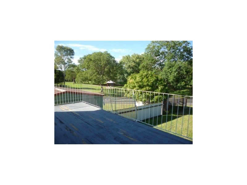 21 North Street, North Ipswich QLD 4305