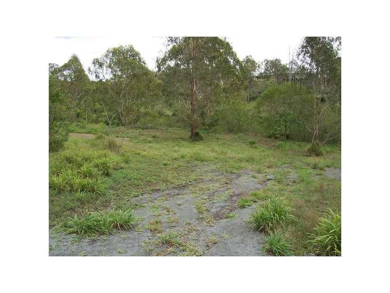 Woodend QLD 4305