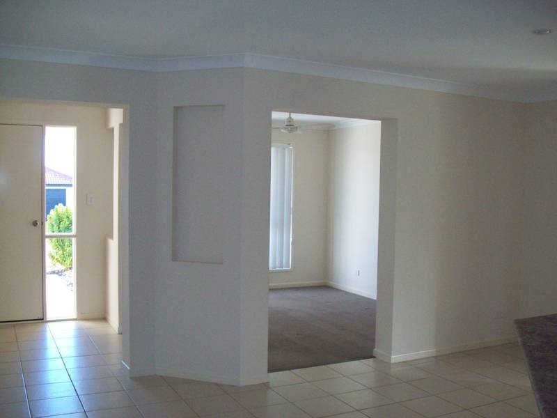 5 Acacia Close, Raceview QLD 4305