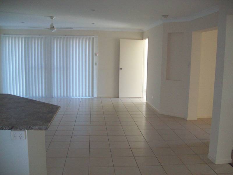 5 Acacia Close, Raceview QLD 4305