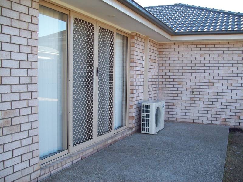5 Acacia Close, Raceview QLD 4305