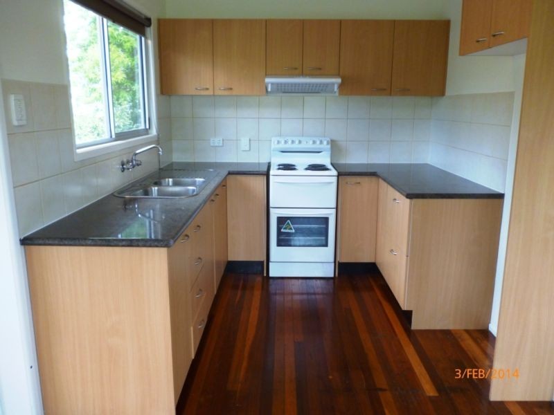 2 Cleary Street, Bundamba QLD 4304