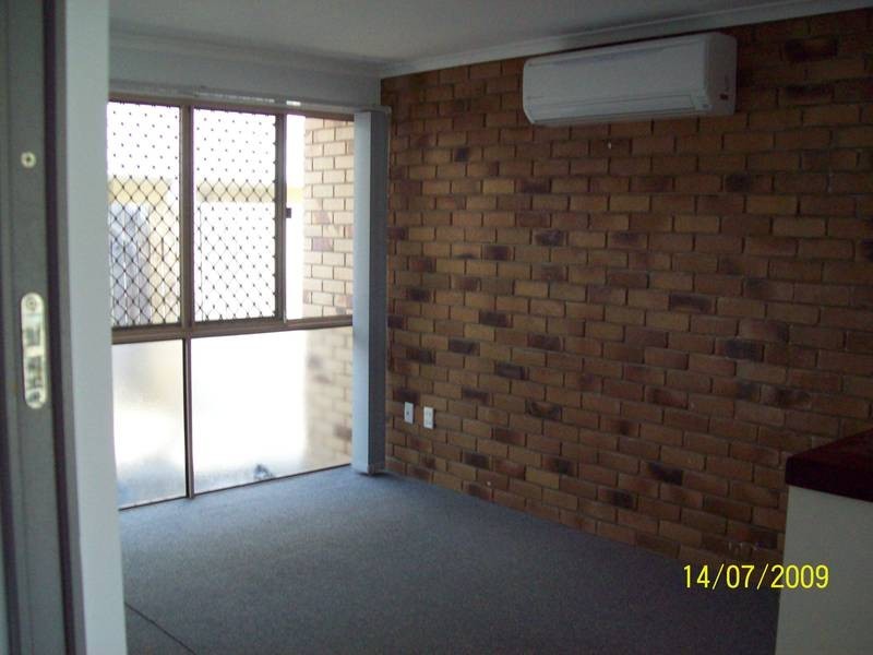 2/2 Woollen Mill Way, East Ipswich QLD 4305