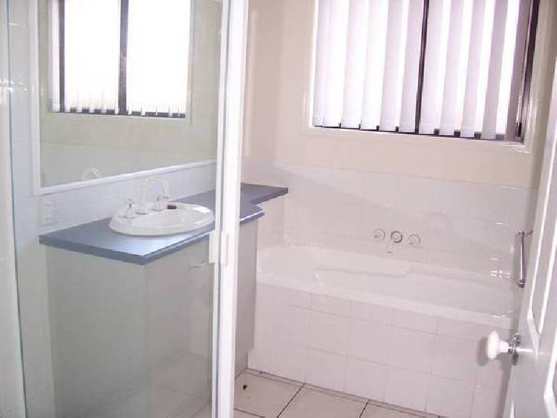 9 Karen Court, Raceview QLD 4305