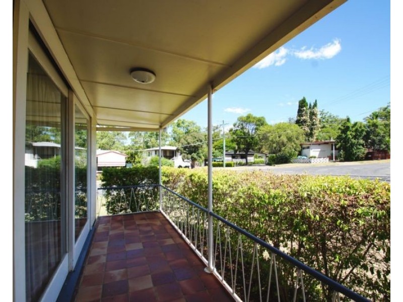 18 Grenadier Circle, Ebbw Vale QLD 4304