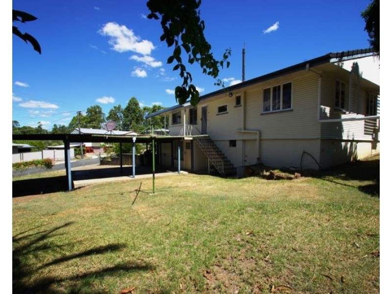 18 Grenadier Circle, Ebbw Vale QLD 4304