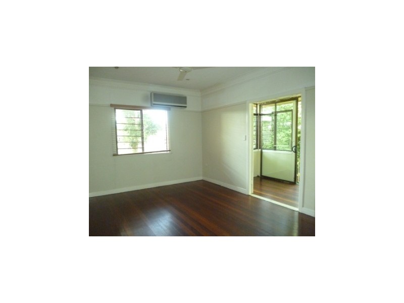 6 Countess Street, East Ipswich QLD 4305