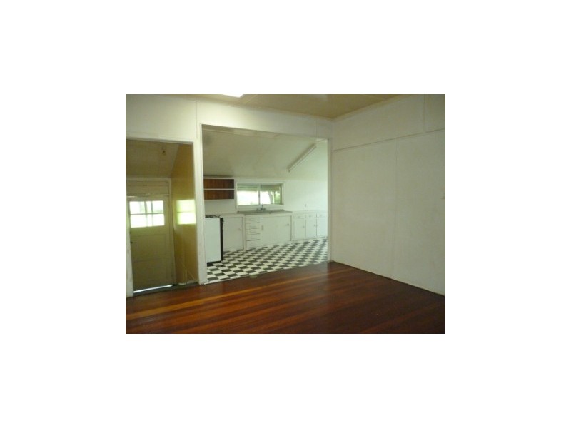 6 Countess Street, East Ipswich QLD 4305