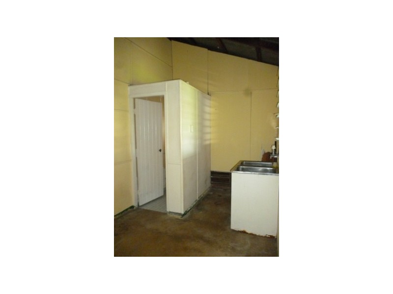 6 Countess Street, East Ipswich QLD 4305